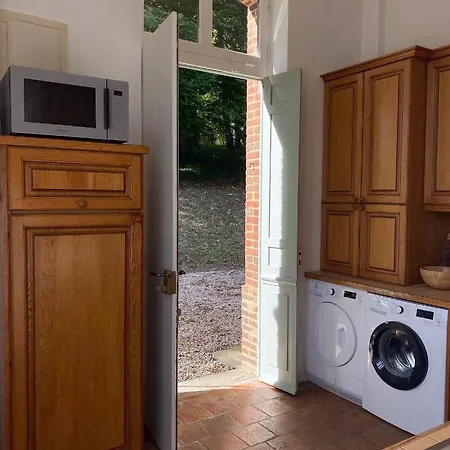 La Maison Du Cavalier, Chateau De Lavenue