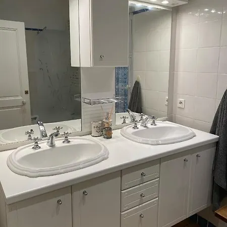 La Maison Du Cavalier, Chateau De Lavenue