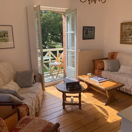 La Maison Du Cavalier, Chateau De Lavenue Holiday home *