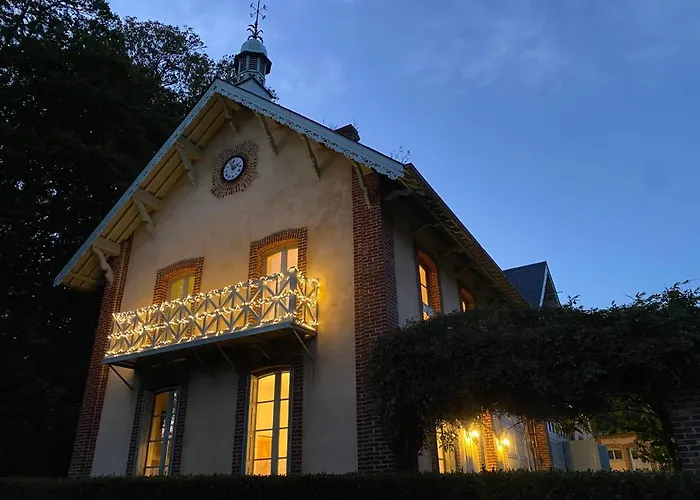 Casa de Férias La Maison Du Cavalier, Chateau De Lavenue