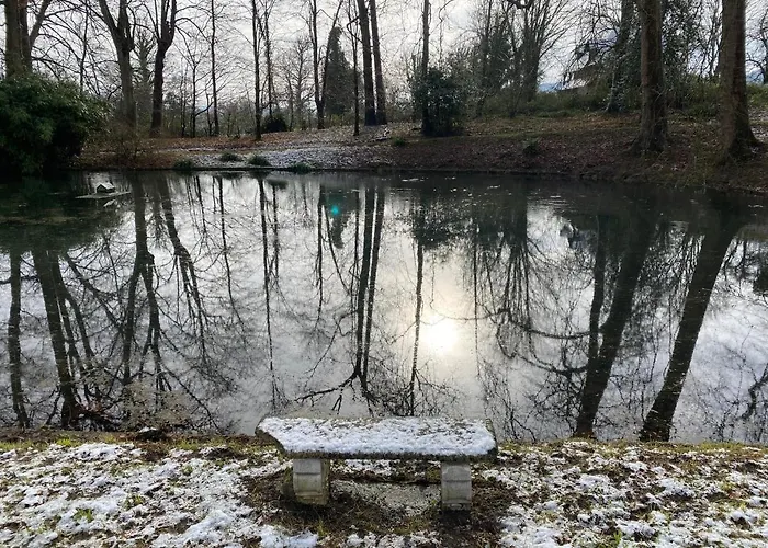 La Maison Du Cavalier, Chateau De Lavenue Holiday home