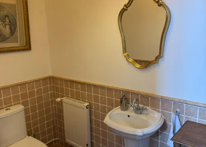 Holiday home La Maison Du Cavalier, Chateau De Lavenue *