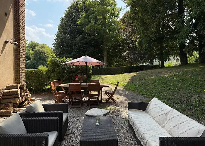 Holiday home La Maison Du Cavalier, Chateau De Lavenue Pierrefitte-en-Auge